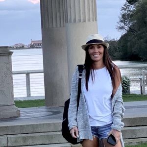 Meet your Posher, Dawn